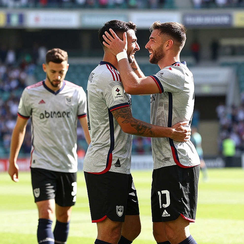 Hull City 2-2 Everton: Bốn bàn trong 26 phút và một nhãn giải đấu tôi từ chối ký tên