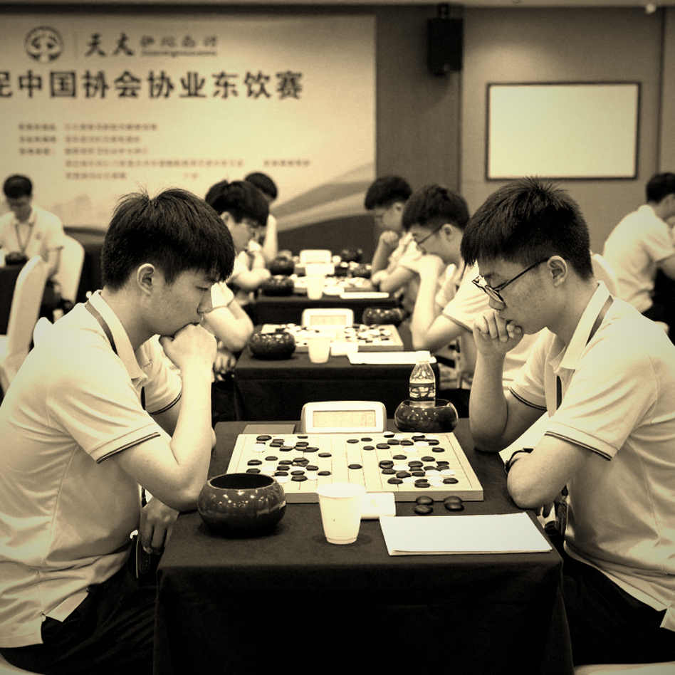 European Club Cup tại Budva: 2715 Elo, 108 đội và một tiêu đề không có thân bài